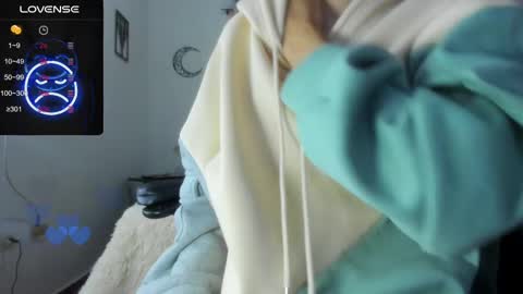 IM BAILEY online show from February 17, 2:42 am