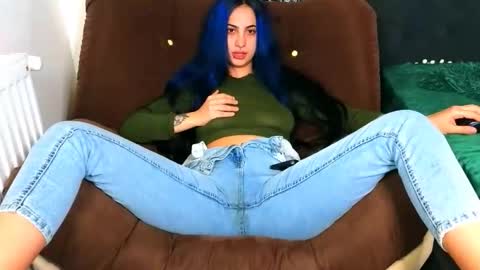 Amy online show from February 3, 10:23 pm