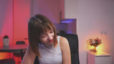 bamba_leyla online show from April 15, 6:36 am