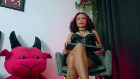 Bambi   730am-1400 hrs online show from February 18, 12:21 am