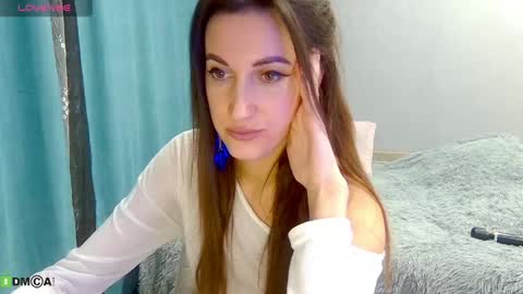 Emma online show from April 12, 6:22 pm