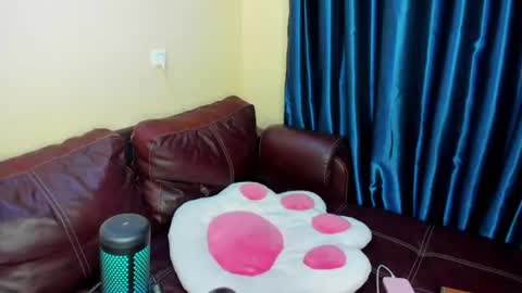 Barbara online show from August 1, 12:45 am