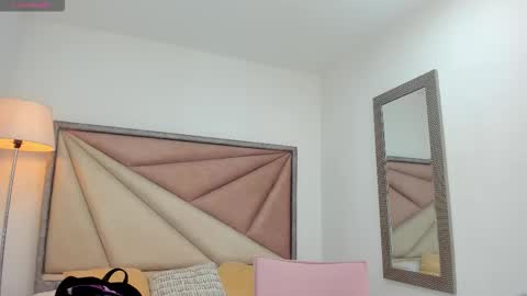 Barbara  online show from November 3, 12:03 am