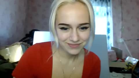 barbie___girl online show from November 29, 10:52 am