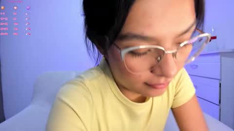  independet model online show from February 19, 5:05 am