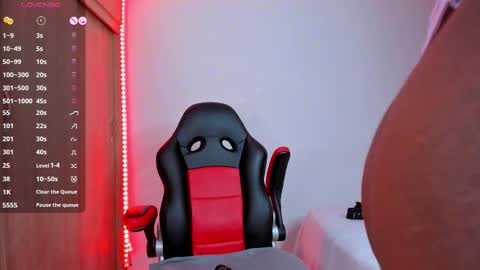 Snapshot of barbie_ebony_ chatting on October 29, 6:40 am Nicolle online show from October 29, 6:40 am