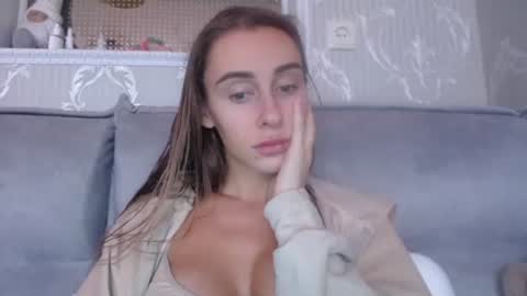 Kate online show from October 6, 8:09 am