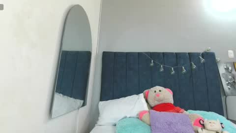 Barbie lorens online show from April 11, 11:47 am