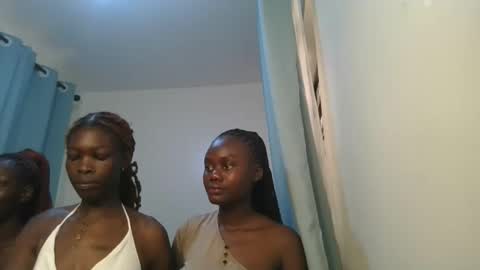 queen online show from March 6, 11:27 am