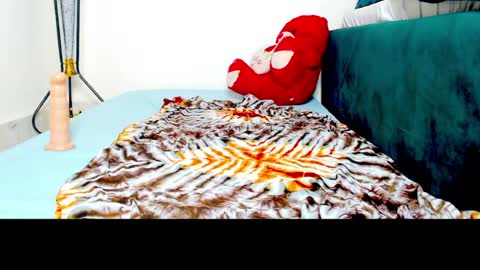 angel online show from April 9, 9:37 am