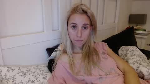 Lena online show from November 4, 7:19 pm