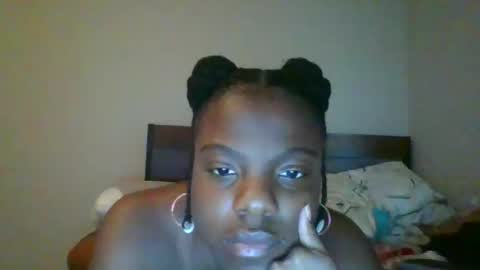 bbgirl0223 online show from April 12, 9:17 pm