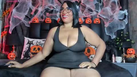 Bbwlatina01 online show from October 11, 12:08 pm