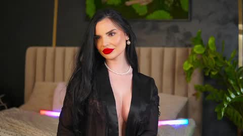 Chriss online show from April 14, 9:37 pm