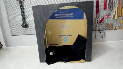 Meduza  online show from February 5, 11:35 am