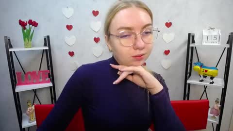 BeatriceFlyy online show from December 15, 7:35 am