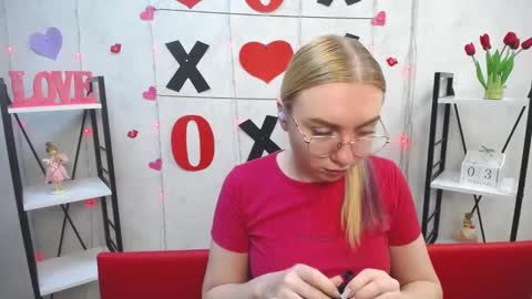 BeatriceFlyy online show from February 3, 9:19 am