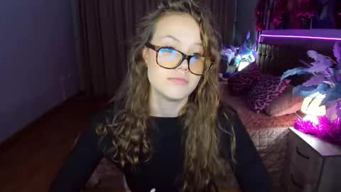 BeatriceWild online show from December 23, 11:14 am