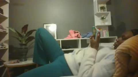 Lil stunner online show from September 14, 6:50 pm