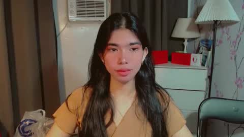 TRIXIE online show from February 18, 2:32 am