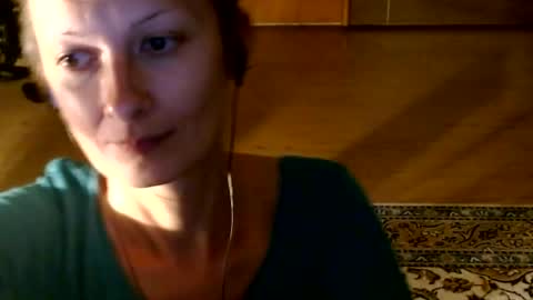 Raluca online show from June 11, 8:49 pm