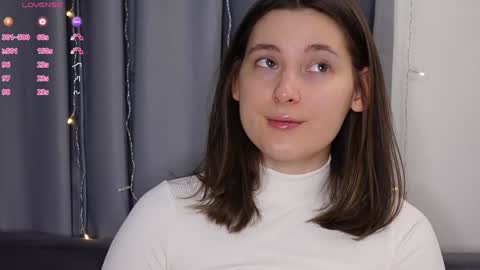 BeckyMartens come join me on    while im offline here  online show from October 22, 12:37 am