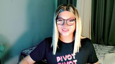 Adriana online show from May 8, 3:37 pm