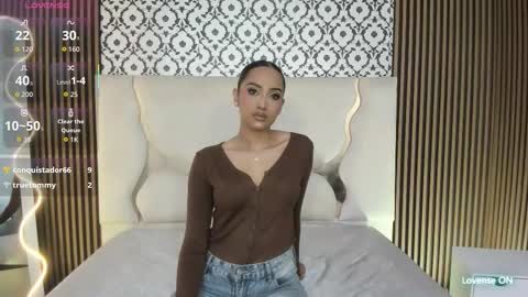 BELLA online show from October 15, 3:03 pm