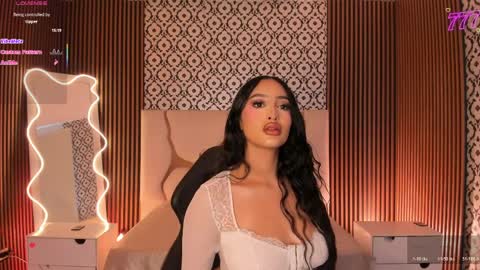 BELLA online show from April 6, 5:58 pm