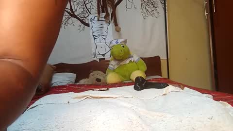 beencee2 online show from January 10, 2:35 am