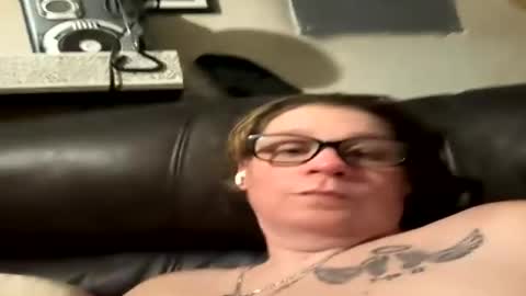 beesmithfield online show from July 22, 11:33 am