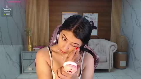 Bella  online show from December 13, 1:22 pm