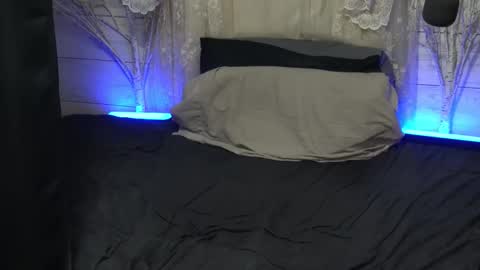 bella_serenity online show from December 23, 1:31 am