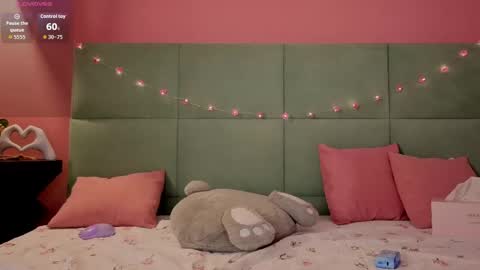 Bella NEW ROOM online show from May 15, 1:43 am