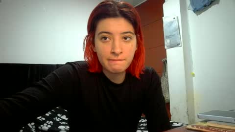 bella_thorne1999 online show from June 13, 6:49 pm