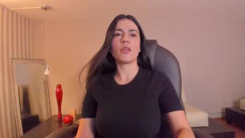 Bella Clair online show from December 1, 3:15 pm