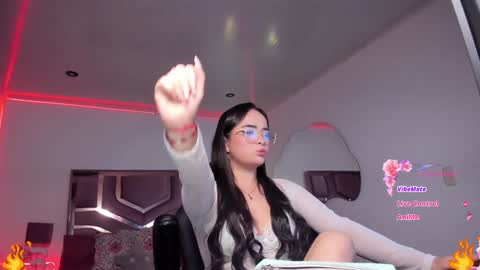Snapshot of belladiamond18 chatting on January 14, 2:19 am TELL ME GODDESS NEXT Transmission 02122024 9PM TO 4AMColombian hour THANKS Follow me online show from January 14, 2:19 am