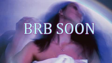 bellaparker_ online show from January 16, 11:06 am