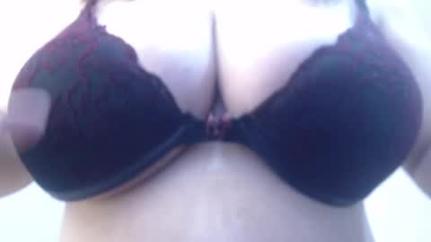 Bella online show from September 11, 5:02 pm