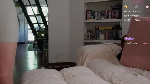 BELLE   online show from November 17, 3:40 am