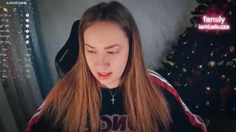 Your Annabelle Wolf  online show from December 22, 9:51 pm