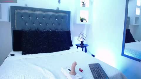  Tiffany  online show from September 30, 4:01 pm