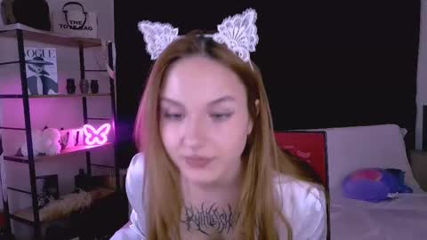 bernardaboons online show from February 14, 11:42 am