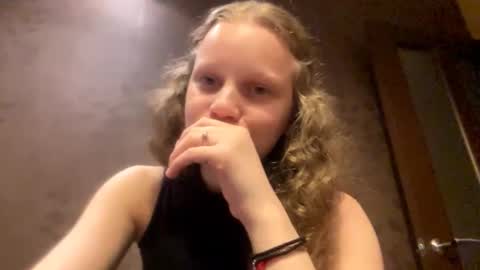 Sophia online show from October 11, 2:09 pm