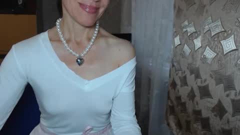 Snapshot of berry2024 chatting on September 10, 5:18 am berry2024 online show from September 10, 5:18 am