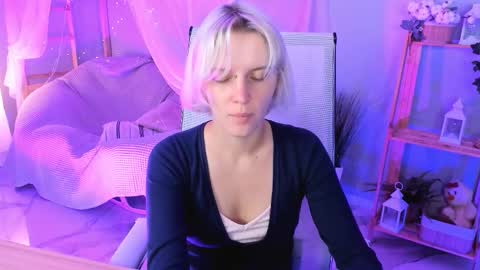 Snapshot of bethanycloud chatting on October 14, 5:32 am Bethany online show from October 14, 5:32 am