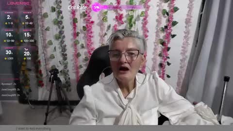 Snapshot of bety_cum3 chatting on January 10, 9:20 pm bibiana online show from January 10, 9:20 pm