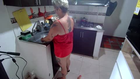 Snapshot of bety_cum3 chatting on March 4, 7:32 pm bibiana online show from March 4, 7:32 pm