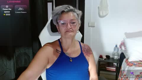 bibiana online show from April 12, 9:28 pm