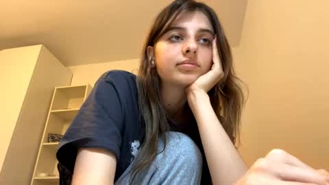 Lina online show from May 17, 6:18 pm